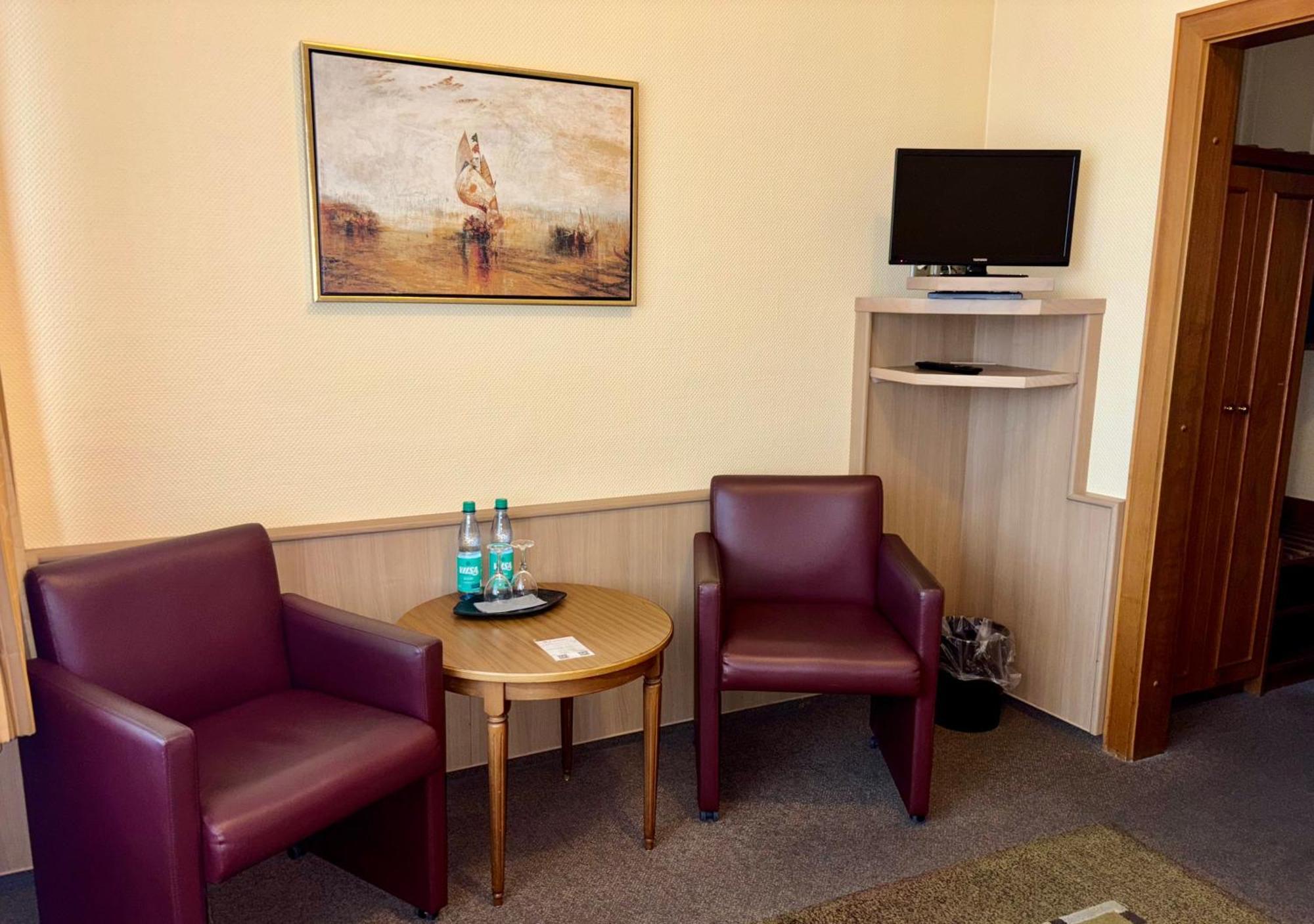 Hotel Am Rathaus Flensburgo Esterno foto